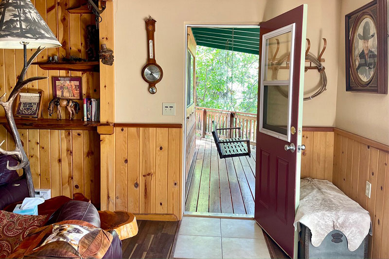 Pinetop Vista Cabins, Cabin 5 Upstairs: The Ponderosa Living Room Side Door to deck swing View