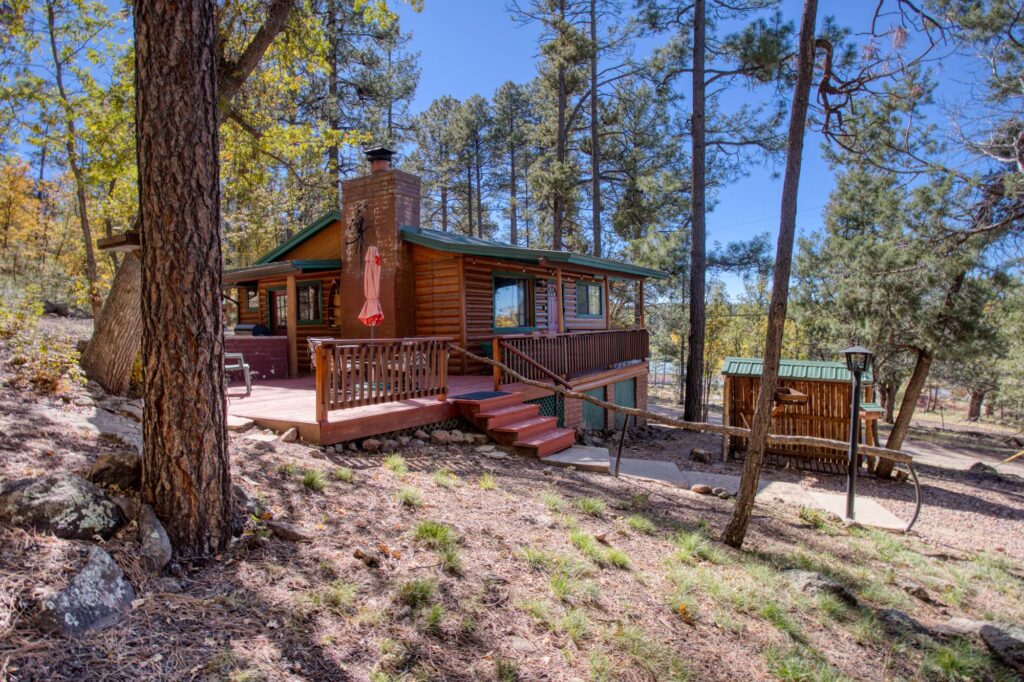 Pinetop Vista Cabins, Cabin 1: Exterior View